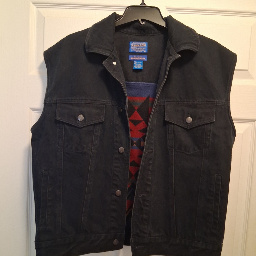Pendleton Black Denim Vest With Patterned Lining - image 1